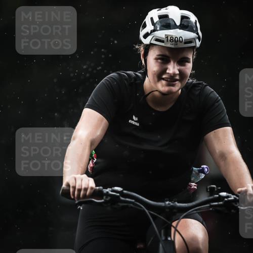 13.09.2026 - Stadtparktriathlon H.Heesch http://msf.ph/oto/10308641 13.09.2026 11:41:34 Radfahren 714, 715, 773, 810, 891, 897, 1800 meine-sportfotos.de