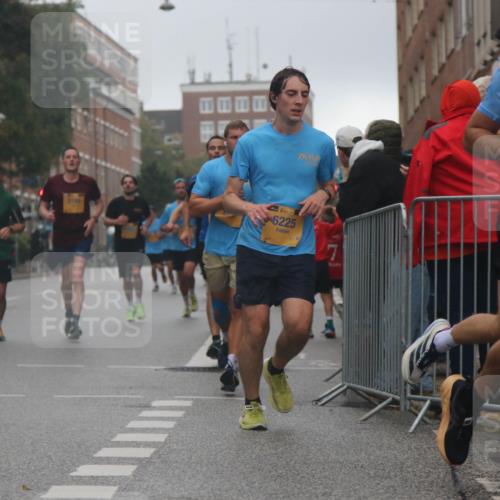 13.09.2026 - Kiel Lauf Markus Tischler http://msf.ph/oto/10308665 13.09.2026 10:32:52 Fleethörn 4600, 4, 38, 6225, 4, 35, 5737 meine-sportfotos.de