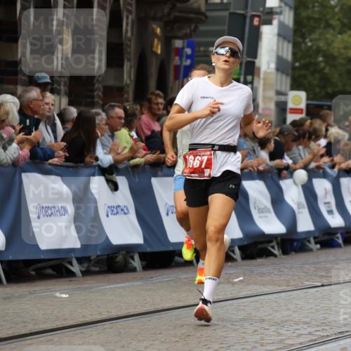 13.09.2026 - 21. swb-Marathon Bremen Strokosch-Dieckow http://msf.ph/oto/10308675 13.09.2026 13:02:29 Ziel 1667, 9583, 1795, 1850, 3609, 7841, 13237 meine-sportfotos.de