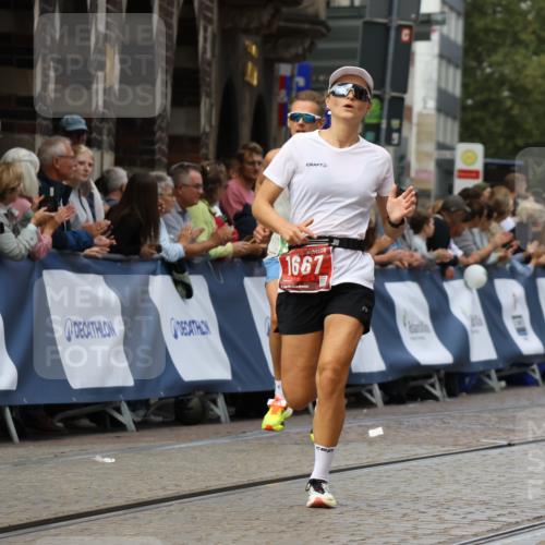 13.09.2026 - 21. swb-Marathon Bremen Strokosch-Dieckow http://msf.ph/oto/10308691 13.09.2026 13:02:29 Ziel 1667, 9583, 1795, 1850, 3609, 7841, 13237 meine-sportfotos.de