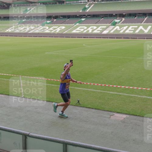 13.09.2026 - 21. swb-Marathon Bremen Michael Burmester http://msf.ph/oto/10308717 13.09.2026 12:40:58 Laufen im Stadion 126, 371, 453, 603, 640, 650, 671, 735, 744, 862, 912, 957, 1136, 1336, 1379, 1381, 1411, 1508, 1540, 1571, 1614, 1797, 1822, 1852, 1860, 1901, 1930, 1950, 2986, 3624, 4381, 4399, 4795, 4936, 6198, 6201, 6264, 6630, 7118, 7671, 8065, 9065, 9329, 9630, 10034, 13080, 13224, 346, 466, 658, 895, 1090, 1118, 1385, 1485, 1583, 1604, 1754, 2073, 2141, 2352, 2585, 2670, 3080, 3606, 3617, 6112, 7244, 7650, 7768, 8729 meine-sportfotos.de