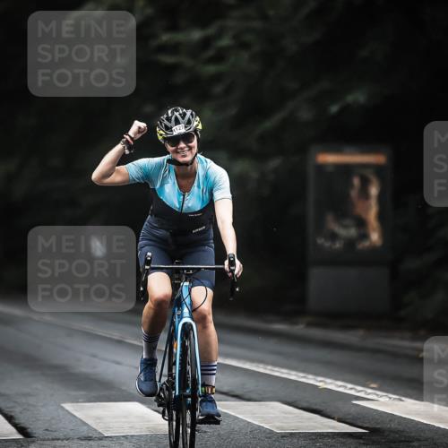 13.09.2026 - Stadtparktriathlon H.Heesch http://msf.ph/oto/10308722 13.09.2026 12:48:33 Radfahren 1127, 1186, 1191, 1235, 1271, 1272, 1275 meine-sportfotos.de