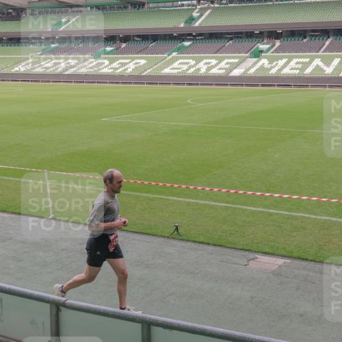13.09.2026 - 21. swb-Marathon Bremen Michael Burmester http://msf.ph/oto/10308755 13.09.2026 12:41:10 Laufen im Stadion 126, 371, 453, 603, 640, 650, 671, 735, 744, 862, 912, 957, 1136, 1336, 1379, 1381, 1411, 1540, 1571, 1614, 1667, 1797, 1822, 1850, 1860, 1901, 1930, 1950, 2986, 3624, 4381, 4399, 4795, 4936, 6198, 6201, 6264, 6630, 7118, 7671, 8065, 9065, 9329, 10034, 13080, 13224, 277, 346, 466, 658, 895, 1090, 1118, 1320, 1385, 1485, 1583, 1604, 1754, 1911, 2073, 2141, 2352, 2585, 2670, 3080, 3606, 3617, 6112, 7244, 7650, 8729 meine-sportfotos.de