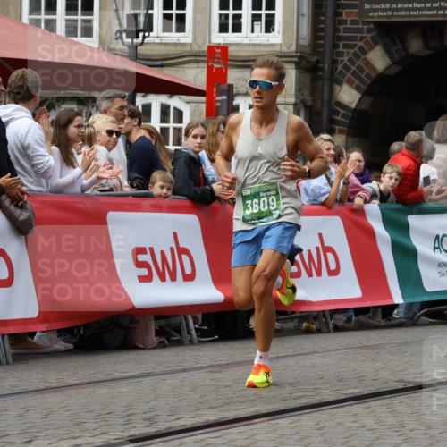 13.09.2026 - 21. swb-Marathon Bremen Strokosch-Dieckow http://msf.ph/oto/10308761 13.09.2026 13:02:33 Ziel 1667, 9583, 1795, 1850, 13237 meine-sportfotos.de