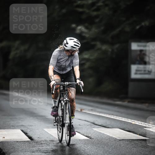 13.09.2026 - Stadtparktriathlon H.Heesch http://msf.ph/oto/10308817 13.09.2026 12:48:43 Radfahren 1191, 1198, 1241, 1265 meine-sportfotos.de