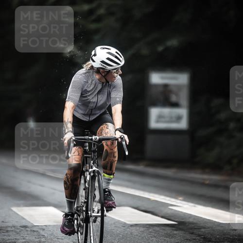 13.09.2026 - Stadtparktriathlon H.Heesch http://msf.ph/oto/10308851 13.09.2026 12:48:43 Radfahren 1191, 1198, 1241, 1265 meine-sportfotos.de