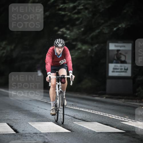13.09.2026 - Stadtparktriathlon H.Heesch http://msf.ph/oto/10308882 13.09.2026 12:48:46 Radfahren 1198, 1241, 1265 meine-sportfotos.de