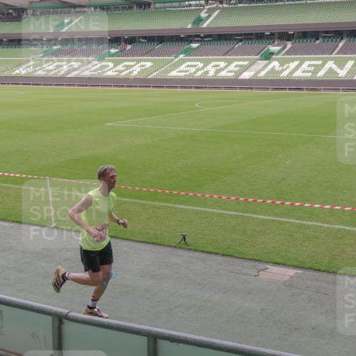 13.09.2026 - 21. swb-Marathon Bremen Michael Burmester http://msf.ph/oto/10308898 13.09.2026 12:41:41 Laufen im Stadion 126, 371, 603, 640, 650, 671, 735, 744, 862, 912, 957, 1136, 1336, 1381, 1411, 1571, 1614, 1619, 1667, 1797, 1822, 1850, 1860, 1862, 1901, 1930, 1950, 2094, 2986, 3368, 3624, 4381, 4399, 4795, 4936, 5672, 6198, 6201, 6264, 6929, 6991, 7141, 7671, 8065, 8311, 8383, 8394, 9065, 9329, 13224, 277, 346, 466, 658, 895, 901, 1090, 1118, 1248, 1320, 1323, 1385, 1472, 1576, 1587, 1604, 1717, 1751, 1754, 1911, 2141, 2352, 2585, 2670, 3080, 3606, 5160, 5163, 5912, 6112, 7650, 8729 meine-sportfotos.de