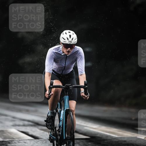 13.09.2026 - Stadtparktriathlon H.Heesch http://msf.ph/oto/10308929 13.09.2026 11:42:00 Radfahren 730, 771, 792, 814, 820 meine-sportfotos.de