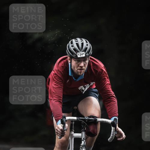 13.09.2026 - Stadtparktriathlon H.Heesch http://msf.ph/oto/10308936 13.09.2026 12:48:48 Radfahren 1135, 1198, 1241, 1265 meine-sportfotos.de