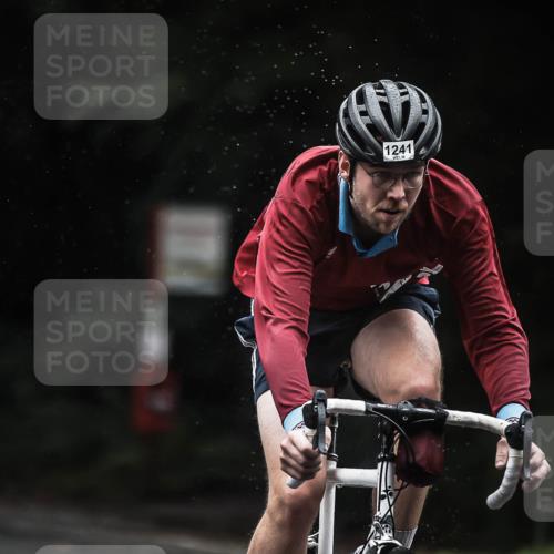 13.09.2026 - Stadtparktriathlon H.Heesch http://msf.ph/oto/10308948 13.09.2026 12:48:48 Radfahren 1135, 1198, 1241, 1265 meine-sportfotos.de