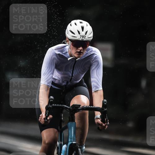 13.09.2026 - Stadtparktriathlon H.Heesch http://msf.ph/oto/10308958 13.09.2026 11:42:00 Radfahren 730, 771, 792, 814, 820 meine-sportfotos.de