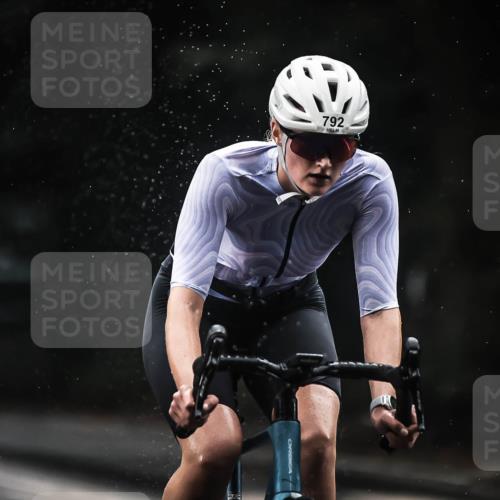 13.09.2026 - Stadtparktriathlon H.Heesch http://msf.ph/oto/10308964 13.09.2026 11:42:00 Radfahren 730, 771, 792, 814, 820 meine-sportfotos.de