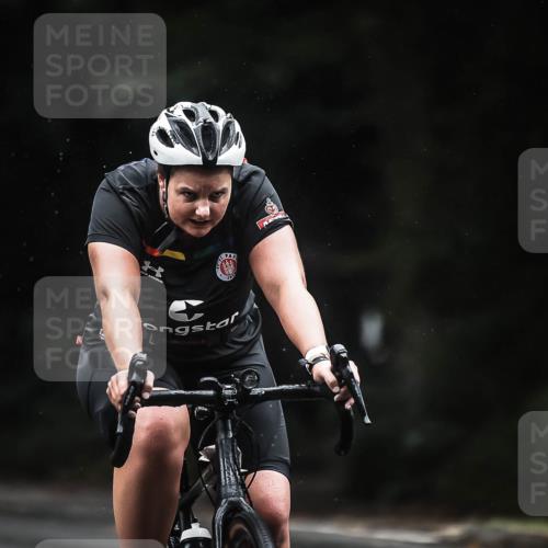 13.09.2026 - Stadtparktriathlon H.Heesch http://msf.ph/oto/10308974 13.09.2026 12:48:54 Radfahren 1131, 1135, 1205, 1234, 1263 meine-sportfotos.de