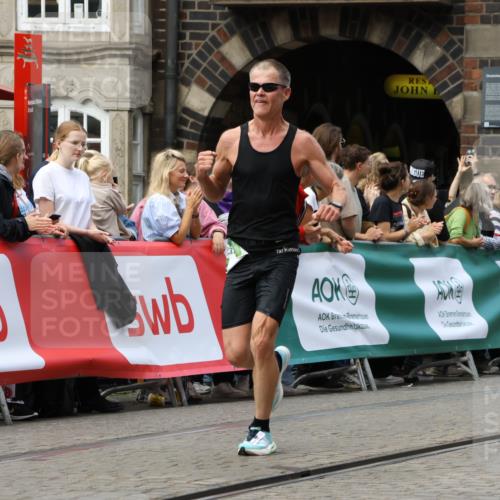 13.09.2026 - 21. swb-Marathon Bremen Strokosch-Dieckow http://msf.ph/oto/10309008 13.09.2026 13:02:48 Ziel 3609, 7841, 1381, 1862, 6918, 7265, 8319, 8325, 8331 meine-sportfotos.de