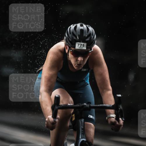 13.09.2026 - Stadtparktriathlon H.Heesch http://msf.ph/oto/10309028 13.09.2026 11:42:03 Radfahren 771, 792, 814, 820, 927 meine-sportfotos.de