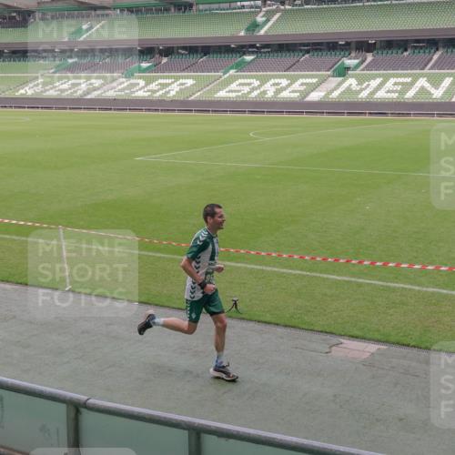 13.09.2026 - 21. swb-Marathon Bremen Michael Burmester http://msf.ph/oto/10309057 13.09.2026 12:42:07 Laufen im Stadion 371, 439, 603, 650, 744, 749, 957, 1009, 1223, 1224, 1336, 1381, 1411, 1571, 1614, 1619, 1667, 1712, 1745, 1797, 1822, 1850, 1862, 2094, 2207, 2986, 3368, 3624, 4399, 4795, 4847, 4936, 5672, 5828, 6198, 6264, 6929, 6991, 7141, 8065, 8311, 8383, 8394, 8994, 9065, 9120, 277, 346, 807, 895, 901, 1090, 1118, 1248, 1320, 1323, 1472, 1576, 1587, 1604, 1717, 1751, 1911, 2141, 2352, 2585, 2670, 3080, 3606, 5160, 5163, 5912, 6112, 7650 meine-sportfotos.de