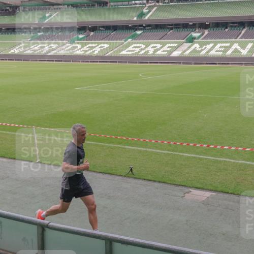 13.09.2026 - 21. swb-Marathon Bremen Michael Burmester http://msf.ph/oto/10309074 13.09.2026 12:42:09 Laufen im Stadion 371, 439, 650, 744, 749, 957, 1009, 1223, 1224, 1336, 1381, 1411, 1571, 1614, 1619, 1667, 1712, 1745, 1797, 1822, 1850, 1862, 1879, 2094, 2207, 2986, 3368, 3624, 4399, 4795, 4847, 4936, 5672, 5828, 6198, 6264, 6929, 6991, 7141, 8065, 8311, 8383, 8394, 8994, 9065, 9120, 9533, 277, 346, 807, 895, 901, 1090, 1118, 1248, 1320, 1323, 1472, 1576, 1587, 1604, 1717, 1751, 1911, 2141, 2352, 2670, 3080, 3606, 5160, 5163, 5912, 6112, 7650 meine-sportfotos.de