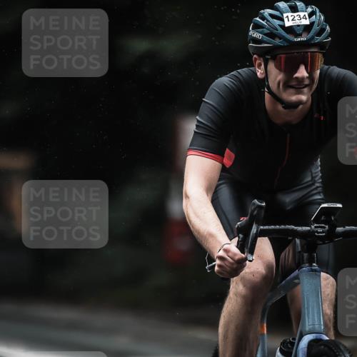 13.09.2026 - Stadtparktriathlon H.Heesch http://msf.ph/oto/10309090 13.09.2026 12:49:01 Radfahren 1069, 1093, 1099, 1116, 1131, 1205, 1234, 1263 meine-sportfotos.de