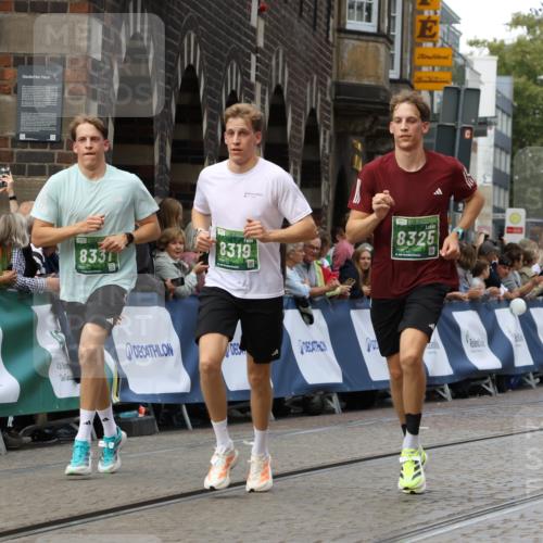 13.09.2026 - 21. swb-Marathon Bremen Strokosch-Dieckow http://msf.ph/oto/10309093 13.09.2026 13:02:55 Ziel 1795, 1850, 3609, 7841, 13237, 8319, 8325, 8331, 8756, 9200 meine-sportfotos.de