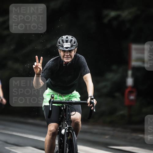 13.09.2026 - Stadtparktriathlon H.Heesch http://msf.ph/oto/10309175 13.09.2026 12:49:06 Radfahren 1069, 1093, 1099, 1116, 1118, 1234, 1283 meine-sportfotos.de