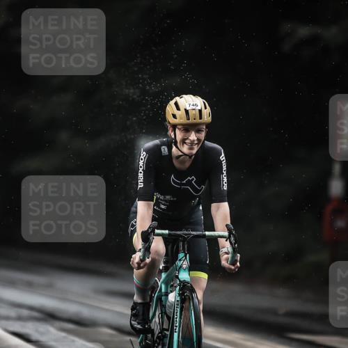 13.09.2026 - Stadtparktriathlon H.Heesch http://msf.ph/oto/10309187 13.09.2026 11:42:11 Radfahren 728, 746, 793, 820, 888, 927 meine-sportfotos.de