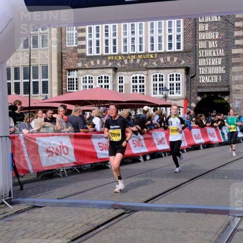 13.09.2026 - 21. swb-Marathon Bremen Tim E. http://msf.ph/oto/10309201 13.09.2026 10:52:30 Ziel 10588, 11371, 11487, 11610, 11877, 12319, 13578 meine-sportfotos.de