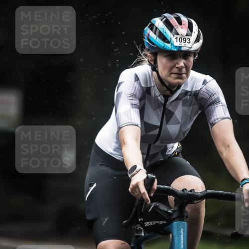 13.09.2026 - Stadtparktriathlon H.Heesch http://msf.ph/oto/10309241 13.09.2026 12:49:08 Radfahren 1069, 1093, 1116, 1118, 1253, 1283 meine-sportfotos.de