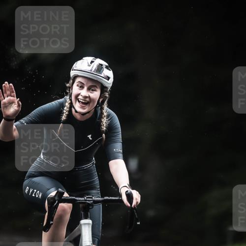 13.09.2026 - Stadtparktriathlon H.Heesch http://msf.ph/oto/10309258 13.09.2026 12:49:09 Radfahren 1093, 1116, 1118, 1253, 1283 meine-sportfotos.de
