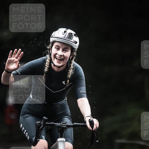 13.09.2026 - Stadtparktriathlon H.Heesch http://msf.ph/oto/10309269 13.09.2026 12:49:10 Radfahren 1093, 1116, 1118, 1253, 1283 meine-sportfotos.de