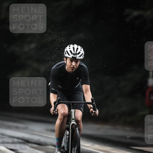 13.09.2026 - Stadtparktriathlon H.Heesch http://msf.ph/oto/10309290 13.09.2026 11:42:15 Radfahren 728, 746, 793, 887, 888 meine-sportfotos.de
