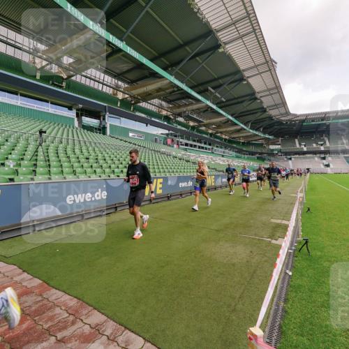 13.09.2026 - 21. swb-Marathon Bremen Michael Burmester http://msf.ph/oto/10309293 13.09.2026 13:05:40 Laufen im Stadion 109, 178, 217, 244, 287, 303, 323, 394, 430, 454, 536, 565, 578, 613, 647, 784, 891, 900, 1073, 1239, 1243, 1274, 1307, 1308, 1365, 1373, 1380, 1456, 1533, 1574, 1581, 1627, 1656, 1687, 1780, 1823, 1909, 1914, 1932, 1941, 2023, 2076, 2089, 2126, 2241, 2244, 2265, 2301, 2310, 2355, 2356, 2369, 2393, 2430, 2452, 2464, 2602, 2723, 2742, 2764, 2867, 2872, 2910, 2919, 2957, 2959, 2985, 3028, 3030, 3055, 3217, 3278, 3320, 3343, 3419, 3444, 3485, 3521, 3796, 3909 meine-sportfotos.de