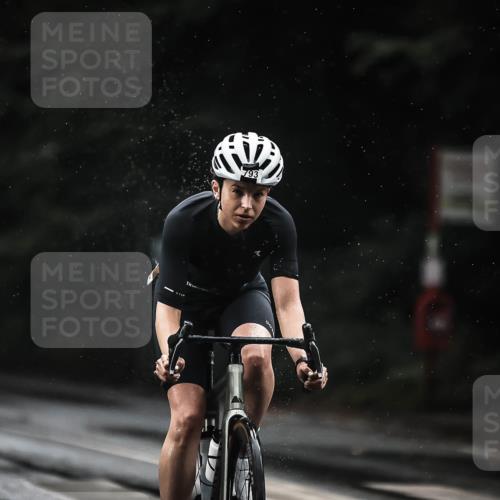 13.09.2026 - Stadtparktriathlon H.Heesch http://msf.ph/oto/10309297 13.09.2026 11:42:15 Radfahren 728, 746, 793, 887, 888 meine-sportfotos.de