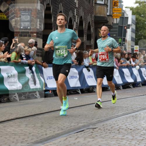 13.09.2026 - 21. swb-Marathon Bremen Strokosch-Dieckow http://msf.ph/oto/10309305 13.09.2026 13:03:04 Ziel 1381, 1795, 1850, 3609, 6918, 7265, 7841, 13237, 7206, 7478, 8028, 8756 meine-sportfotos.de