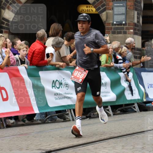 13.09.2026 - 21. swb-Marathon Bremen Strokosch-Dieckow http://msf.ph/oto/10309343 13.09.2026 13:03:09 Ziel 1381, 1795, 1850, 1862, 6918, 7265, 8319, 8325, 8331, 13237, 7206, 7478, 8028 meine-sportfotos.de