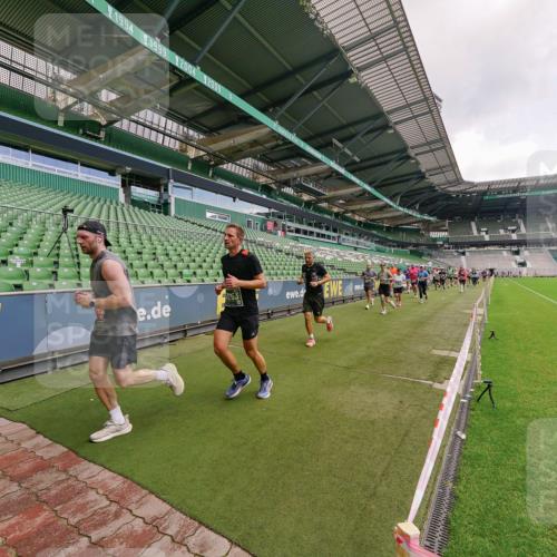 13.09.2026 - 21. swb-Marathon Bremen Michael Burmester http://msf.ph/oto/10309344 13.09.2026 13:05:45 Laufen im Stadion 109, 178, 217, 244, 287, 303, 323, 394, 430, 454, 536, 565, 578, 613, 647, 784, 891, 900, 1073, 1239, 1243, 1274, 1307, 1308, 1365, 1373, 1380, 1456, 1533, 1574, 1581, 1627, 1656, 1687, 1780, 1823, 1909, 1914, 1932, 1941, 2023, 2076, 2089, 2126, 2241, 2244, 2265, 2275, 2301, 2310, 2355, 2356, 2393, 2430, 2452, 2464, 2602, 2723, 2742, 2764, 2867, 2872, 2902, 2910, 2919, 2957, 2959, 2985, 3030, 3055, 3217, 3278, 3320, 3343, 3419, 3444, 3485, 3909 meine-sportfotos.de