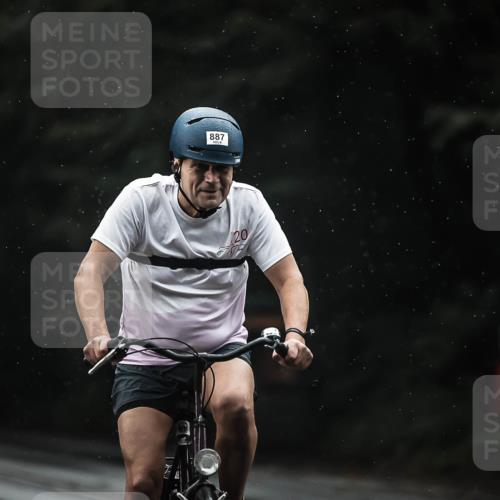 13.09.2026 - Stadtparktriathlon H.Heesch http://msf.ph/oto/10309358 13.09.2026 11:42:18 Radfahren 728, 793, 887, 888 meine-sportfotos.de
