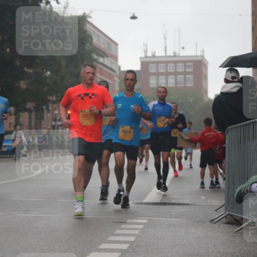 13.09.2026 - Kiel Lauf Markus Tischler http://msf.ph/oto/10309370 13.09.2026 10:34:10 Fleethörn 3811, 6634, 8747, 11567 meine-sportfotos.de