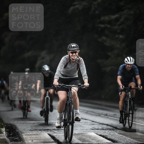 13.09.2026 - Stadtparktriathlon H.Heesch http://msf.ph/oto/10309377 13.09.2026 11:42:24 Radfahren 722, 778, 780, 862, 867, 878, 887 meine-sportfotos.de