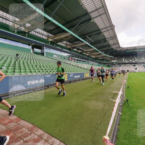 13.09.2026 - 21. swb-Marathon Bremen Michael Burmester http://msf.ph/oto/10309427 13.09.2026 13:05:54 Laufen im Stadion 109, 178, 217, 244, 287, 303, 323, 372, 394, 430, 454, 536, 565, 578, 613, 647, 784, 891, 900, 1073, 1083, 1205, 1239, 1243, 1274, 1307, 1308, 1365, 1373, 1380, 1437, 1456, 1533, 1545, 1574, 1581, 1627, 1656, 1687, 1780, 1823, 1848, 1909, 1914, 1932, 1941, 2023, 2076, 2089, 2126, 2241, 2244, 2265, 2275, 2301, 2310, 2355, 2356, 2393, 2430, 2452, 2464, 2602, 2723, 2742, 2764, 2867, 2902, 2910, 2919, 2957, 2959, 2985, 3030, 3055, 3217, 3278, 3320, 3343, 3419, 3444, 3485 meine-sportfotos.de