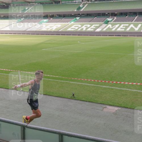 13.09.2026 - 21. swb-Marathon Bremen Michael Burmester http://msf.ph/oto/10309554 13.09.2026 12:43:00 Laufen im Stadion 439, 749, 819, 1009, 1223, 1224, 1562, 1619, 1667, 1712, 1745, 1822, 1850, 1862, 1879, 1921, 2094, 2207, 2651, 2683, 3251, 3368, 3500, 3584, 3624, 3688, 4096, 4847, 5143, 5199, 5316, 5601, 5663, 5672, 5776, 5828, 6264, 6359, 6579, 6929, 6991, 7141, 7170, 7841, 7950, 8311, 8383, 8394, 8689, 8749, 8850, 8994, 9120, 9153, 9200, 9233, 9533, 9849, 277, 453, 807, 862, 901, 1248, 1320, 1323, 1472, 1576, 1587, 1717, 1751, 1911, 5160, 5163, 5912 meine-sportfotos.de