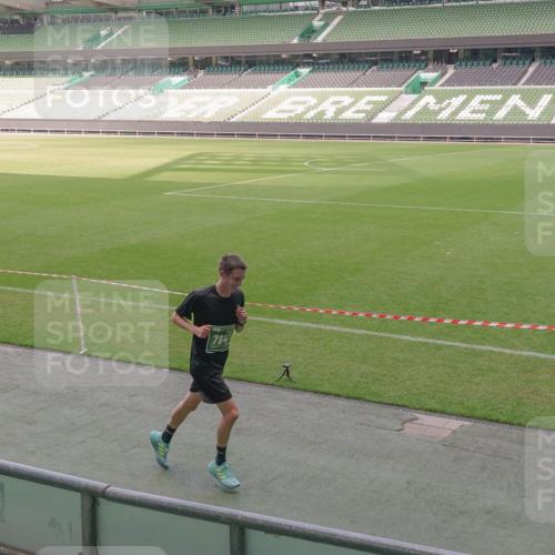 13.09.2026 - 21. swb-Marathon Bremen Michael Burmester http://msf.ph/oto/10309564 13.09.2026 12:43:01 Laufen im Stadion 439, 749, 819, 1009, 1223, 1224, 1562, 1619, 1667, 1712, 1745, 1822, 1850, 1862, 1879, 1921, 2094, 2207, 2651, 2683, 3251, 3368, 3500, 3584, 3624, 3688, 4096, 4847, 5143, 5199, 5316, 5601, 5663, 5672, 5776, 5828, 6264, 6359, 6579, 6929, 6991, 7141, 7170, 7841, 7950, 8311, 8383, 8394, 8689, 8749, 8850, 8994, 9120, 9153, 9200, 9233, 9533, 9849, 277, 453, 807, 862, 901, 1248, 1320, 1323, 1472, 1576, 1587, 1717, 1751, 1911, 5160, 5163, 5912 meine-sportfotos.de