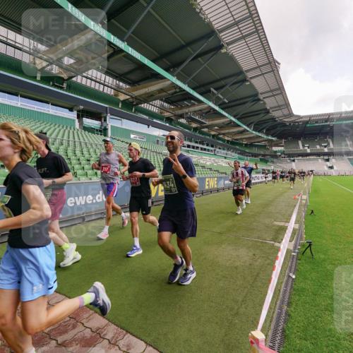13.09.2026 - 21. swb-Marathon Bremen Michael Burmester http://msf.ph/oto/10309607 13.09.2026 13:06:18 Laufen im Stadion 109, 217, 244, 287, 303, 310, 323, 372, 394, 430, 454, 536, 578, 613, 647, 716, 784, 831, 891, 900, 922, 1073, 1083, 1205, 1243, 1274, 1307, 1308, 1365, 1369, 1380, 1437, 1533, 1545, 1574, 1581, 1627, 1656, 1780, 1823, 1848, 1871, 1909, 1914, 1932, 1938, 1941, 2023, 2076, 2089, 2090, 2126, 2241, 2244, 2265, 2275, 2301, 2310, 2355, 2356, 2393, 2440, 2464, 2602, 2699, 2707, 2721, 2742, 2764, 2818, 2902, 2959, 2985, 3030, 3055, 3278, 3320, 3343, 3444, 3485 meine-sportfotos.de