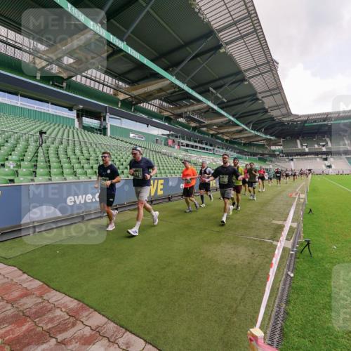 13.09.2026 - 21. swb-Marathon Bremen Michael Burmester http://msf.ph/oto/10309663 13.09.2026 13:06:27 Laufen im Stadion 109, 156, 217, 244, 287, 303, 310, 323, 372, 394, 430, 454, 536, 578, 613, 647, 716, 784, 831, 834, 891, 900, 922, 1073, 1083, 1205, 1243, 1274, 1308, 1365, 1369, 1380, 1437, 1533, 1545, 1574, 1581, 1627, 1823, 1848, 1871, 1909, 1914, 1926, 1932, 1938, 2076, 2089, 2090, 2126, 2219, 2241, 2244, 2265, 2275, 2301, 2310, 2318, 2355, 2356, 2393, 2440, 2464, 2602, 2699, 2707, 2721, 2742, 2764, 2818, 2902, 2911, 2959, 2960, 2985, 3030, 3055, 3278, 3444, 3485 meine-sportfotos.de