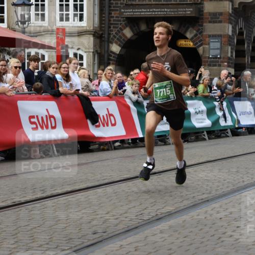 13.09.2026 - 21. swb-Marathon Bremen Strokosch-Dieckow http://msf.ph/oto/10309666 13.09.2026 13:03:27 Ziel 7206, 7478, 8028, 8319, 8325, 8331, 8756, 9200, 1090, 1950, 3092, 5024, 5143, 5719, 6973 meine-sportfotos.de
