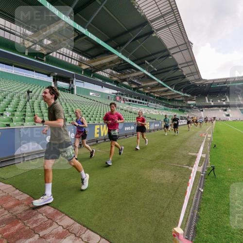 13.09.2026 - 21. swb-Marathon Bremen Michael Burmester http://msf.ph/oto/10309702 13.09.2026 13:06:30 Laufen im Stadion 109, 132, 156, 217, 244, 287, 303, 310, 323, 372, 394, 430, 454, 536, 578, 613, 647, 716, 784, 831, 834, 891, 900, 922, 1073, 1083, 1205, 1243, 1274, 1308, 1365, 1369, 1380, 1437, 1533, 1545, 1574, 1581, 1823, 1848, 1871, 1909, 1914, 1926, 1938, 2076, 2089, 2090, 2219, 2241, 2244, 2265, 2275, 2301, 2310, 2318, 2355, 2356, 2393, 2440, 2464, 2602, 2699, 2707, 2721, 2742, 2764, 2818, 2902, 2911, 2960, 2985, 3030, 3055, 3278, 3444, 3485 meine-sportfotos.de