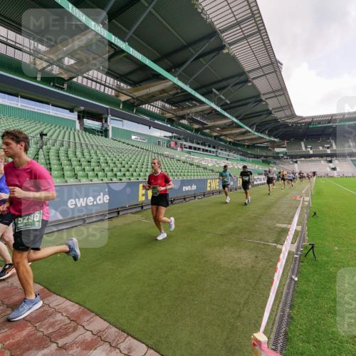 13.09.2026 - 21. swb-Marathon Bremen Michael Burmester http://msf.ph/oto/10309714 13.09.2026 13:06:31 Laufen im Stadion 109, 132, 156, 217, 244, 287, 303, 310, 323, 372, 394, 430, 454, 536, 578, 613, 647, 716, 784, 831, 834, 891, 900, 922, 1073, 1083, 1205, 1243, 1274, 1308, 1365, 1369, 1380, 1437, 1533, 1545, 1574, 1581, 1823, 1848, 1871, 1909, 1926, 1938, 2076, 2089, 2090, 2219, 2241, 2244, 2265, 2275, 2301, 2310, 2318, 2355, 2356, 2393, 2440, 2464, 2602, 2699, 2707, 2721, 2731, 2742, 2764, 2818, 2902, 2911, 2960, 2985, 3030, 3055, 3278, 3444, 3485 meine-sportfotos.de