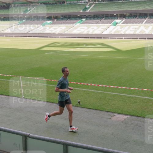 13.09.2026 - 21. swb-Marathon Bremen Michael Burmester http://msf.ph/oto/10309728 13.09.2026 12:43:22 Laufen im Stadion 439, 623, 749, 819, 969, 1009, 1223, 1224, 1372, 1498, 1562, 1619, 1712, 1745, 1770, 1862, 1879, 1921, 2094, 2098, 2207, 2651, 2683, 3251, 3368, 3500, 3584, 3688, 4096, 4739, 4847, 4904, 5143, 5199, 5316, 5369, 5601, 5663, 5672, 5776, 5828, 6359, 6579, 6929, 6991, 7141, 7170, 7841, 7950, 8311, 8383, 8394, 8689, 8749, 8850, 8994, 9120, 9153, 9200, 9233, 9533, 9849, 126, 453, 603, 640, 671, 735, 807, 862, 912, 1136, 1248, 1472, 1576, 1587, 1717, 1751, 5163, 5912 meine-sportfotos.de