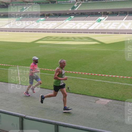 13.09.2026 - 21. swb-Marathon Bremen Michael Burmester http://msf.ph/oto/10309760 13.09.2026 12:43:30 Laufen im Stadion 439, 623, 678, 749, 819, 969, 1009, 1223, 1224, 1372, 1498, 1562, 1619, 1712, 1745, 1770, 1879, 1921, 2098, 2207, 2651, 2683, 3251, 3368, 3500, 3584, 3688, 4096, 4739, 4847, 4904, 5143, 5199, 5316, 5369, 5601, 5663, 5672, 5776, 5828, 6359, 6579, 6929, 6991, 7015, 7141, 7170, 7841, 7950, 8311, 8383, 8394, 8689, 8749, 8850, 8994, 9120, 9137, 9153, 9200, 9233, 9533, 9849, 126, 371, 453, 603, 640, 671, 735, 744, 807, 862, 912, 1136, 1576, 1717, 1751, 5163, 5912 meine-sportfotos.de