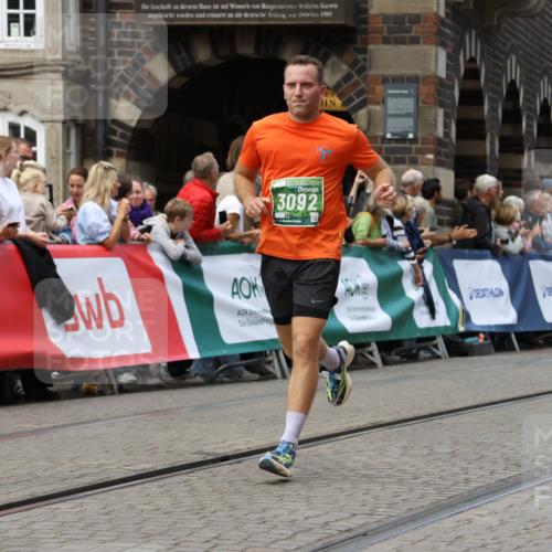 13.09.2026 - 21. swb-Marathon Bremen Strokosch-Dieckow http://msf.ph/oto/10309778 13.09.2026 13:03:34 Ziel 7206, 7478, 8028, 8756, 9200, 1090, 1587, 5024, 5143, 5719, 6973, 8096 meine-sportfotos.de
